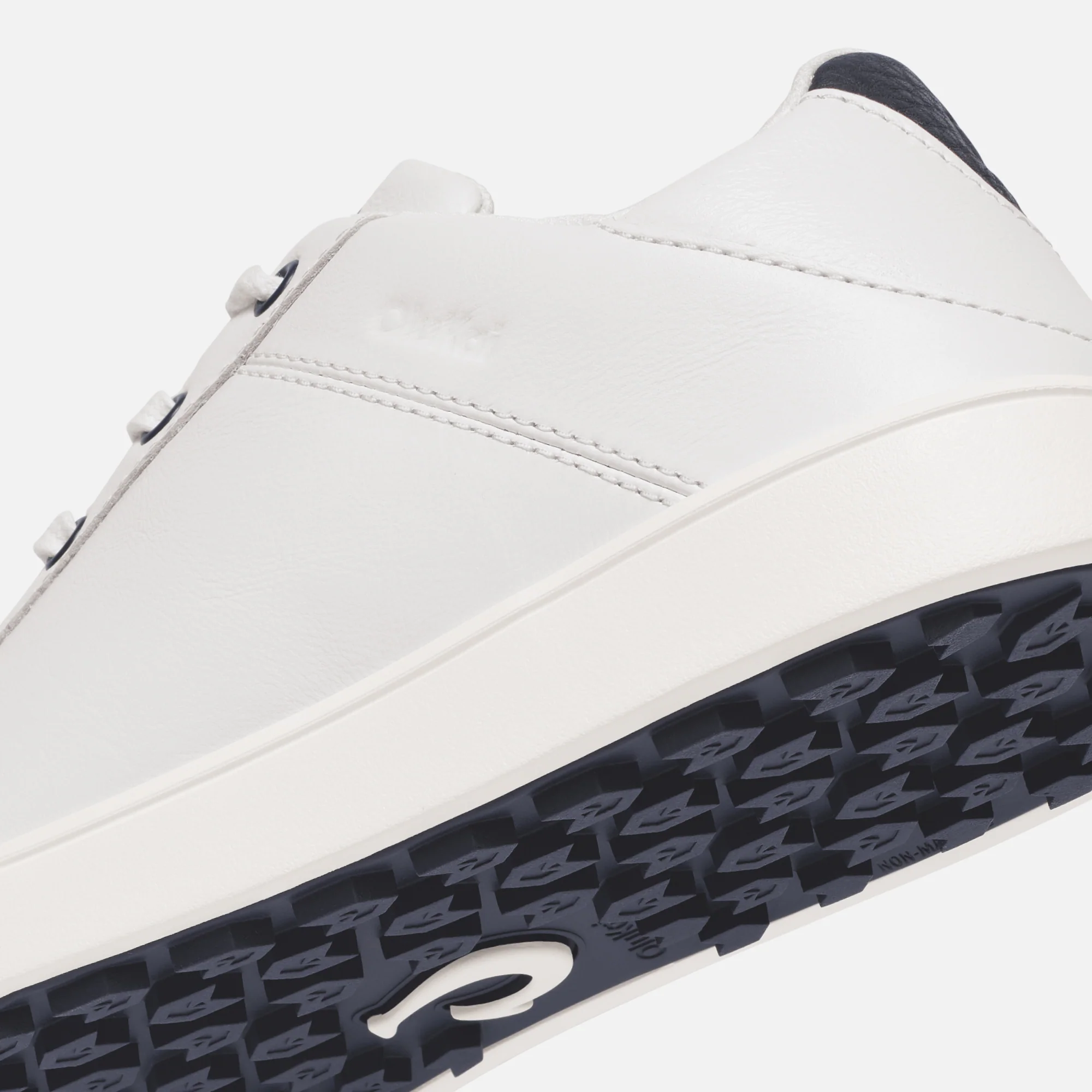 Puakea - Bright White / Trench Blue 4 Puakea - Bright White / Trench Blue