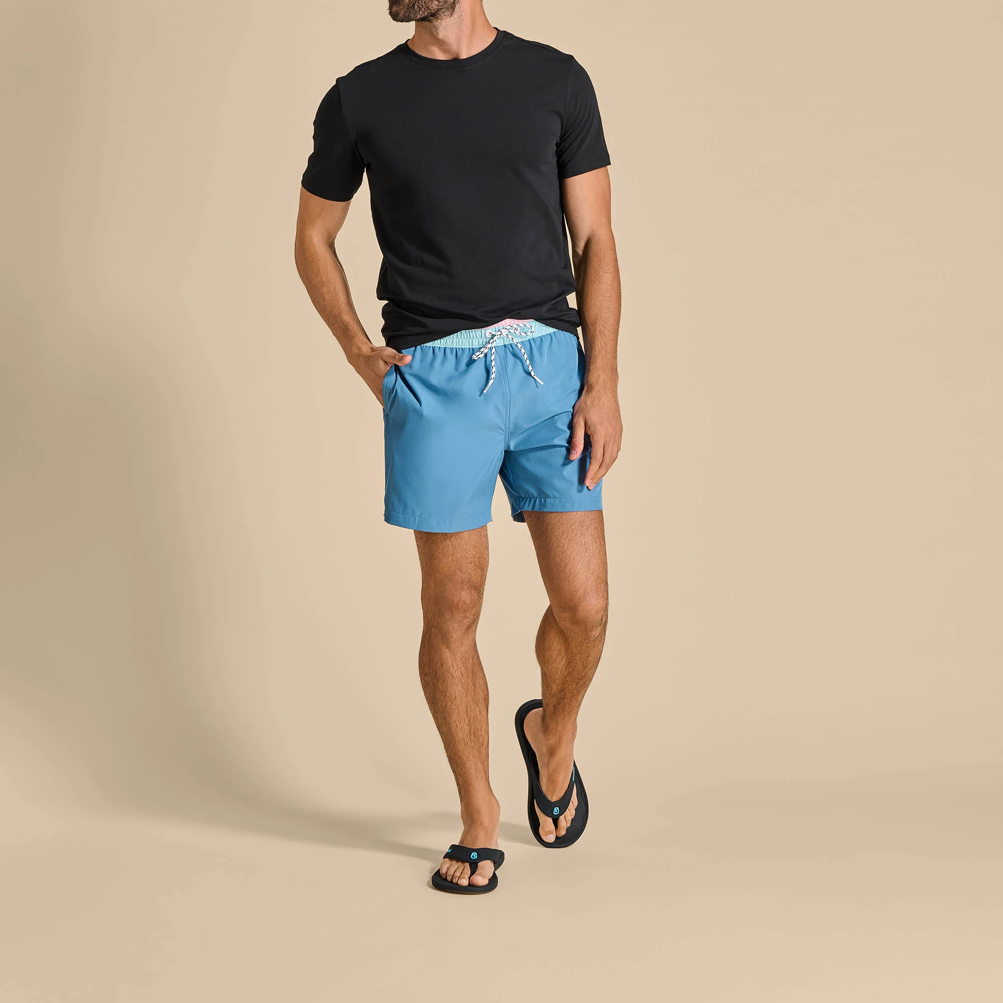 Ki‘i - Lava Rock / Bold Blue 7 Ki‘i - Lava Rock / Bold Blue