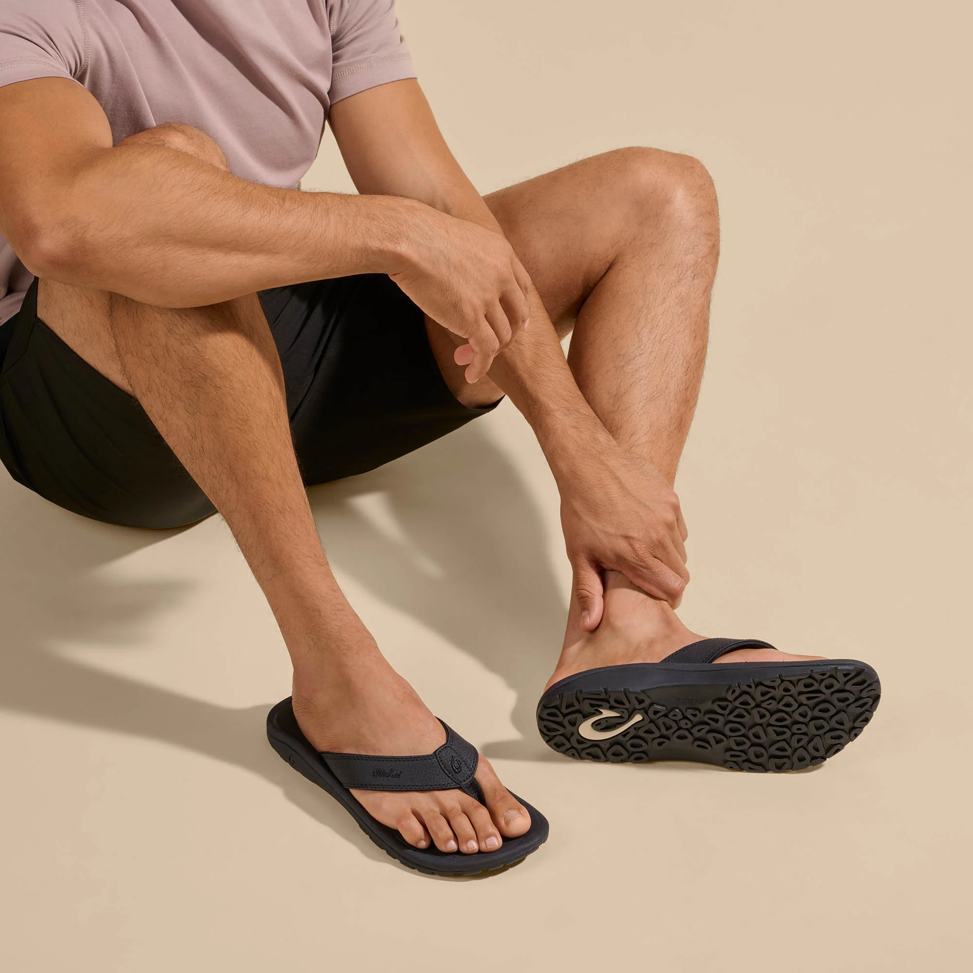 ‘Ohana - Black 5 ‘Ohana - Black
