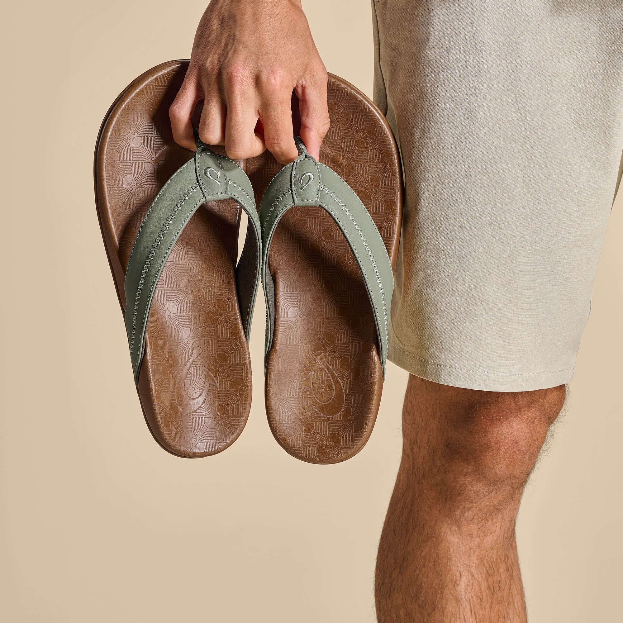 Hiapo - Odyssey Grey / Sahara 6 Hiapo - Odyssey Grey / Sahara