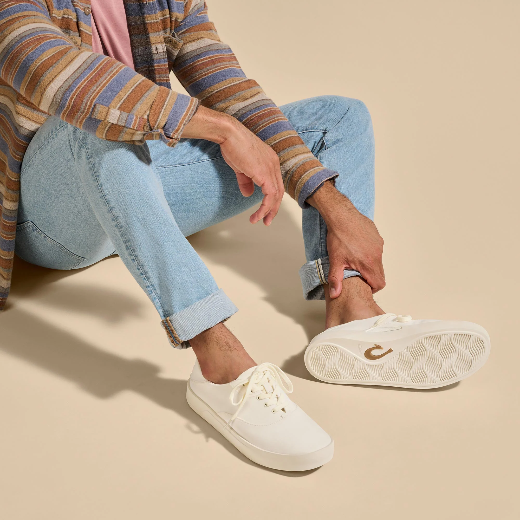Tradewind - Off White / Off White 4 Tradewind - Off White / Off White